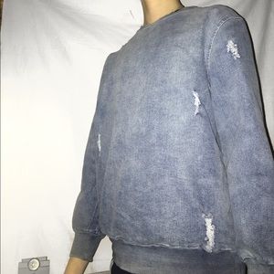 Light blue-sweatshirt